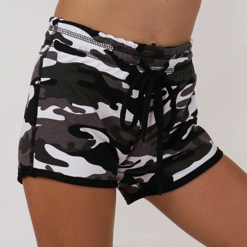 Kids camouflage shorts with drawstring